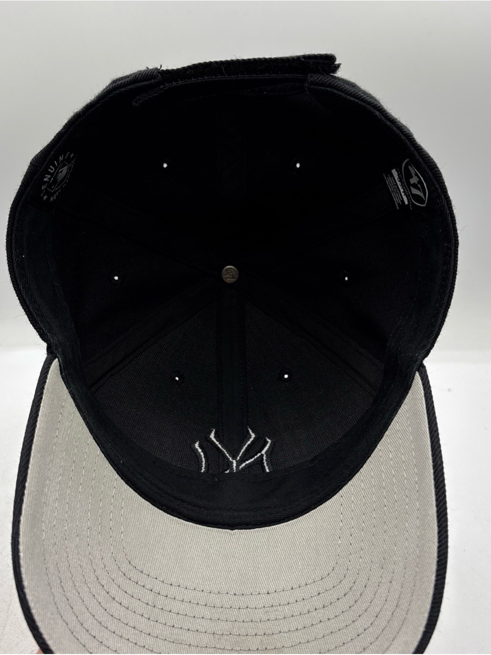 New York Yankees 47 Brand Blackout Tonal Logo Adjustable Baseball Hat Black OSFM - Picture 8 of 8